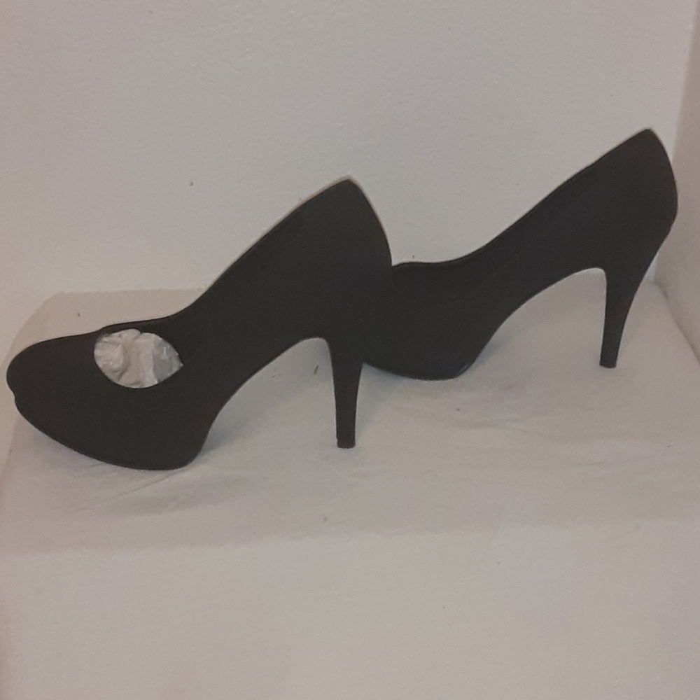 Black NBPU Eiffel-h heels